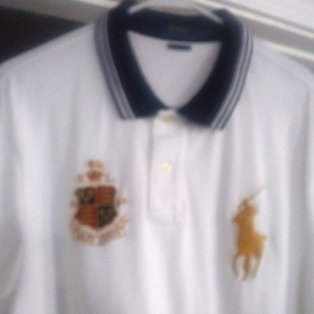 Never Worn: Polo RALPH LAUREN Classic Fit Men’s Shirt, WHITE with XL GOLD horse